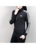 阿迪达斯女装秋冬运动休闲舒适透气立领夹克外套-S97427