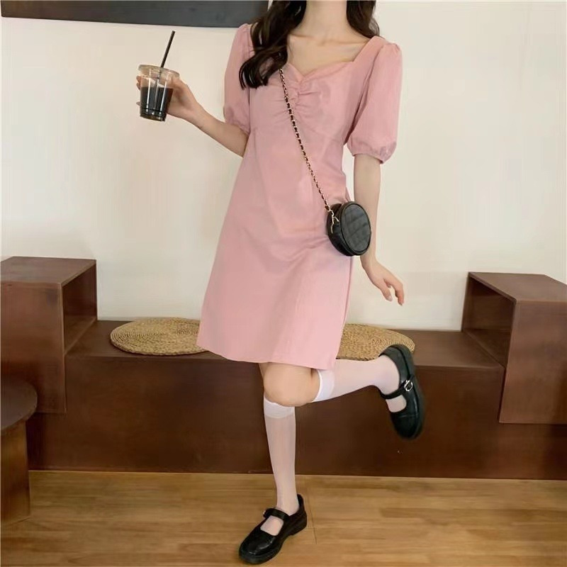 夏季新款韩版法式复古气质小裙子收腰显瘦方领泡泡袖连衣裙女