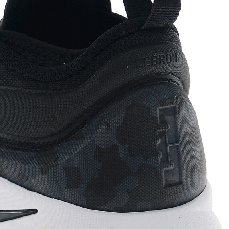 Nike耐克男鞋春季LEBRON低帮实战耐磨缓震篮球鞋AA3820-006图片