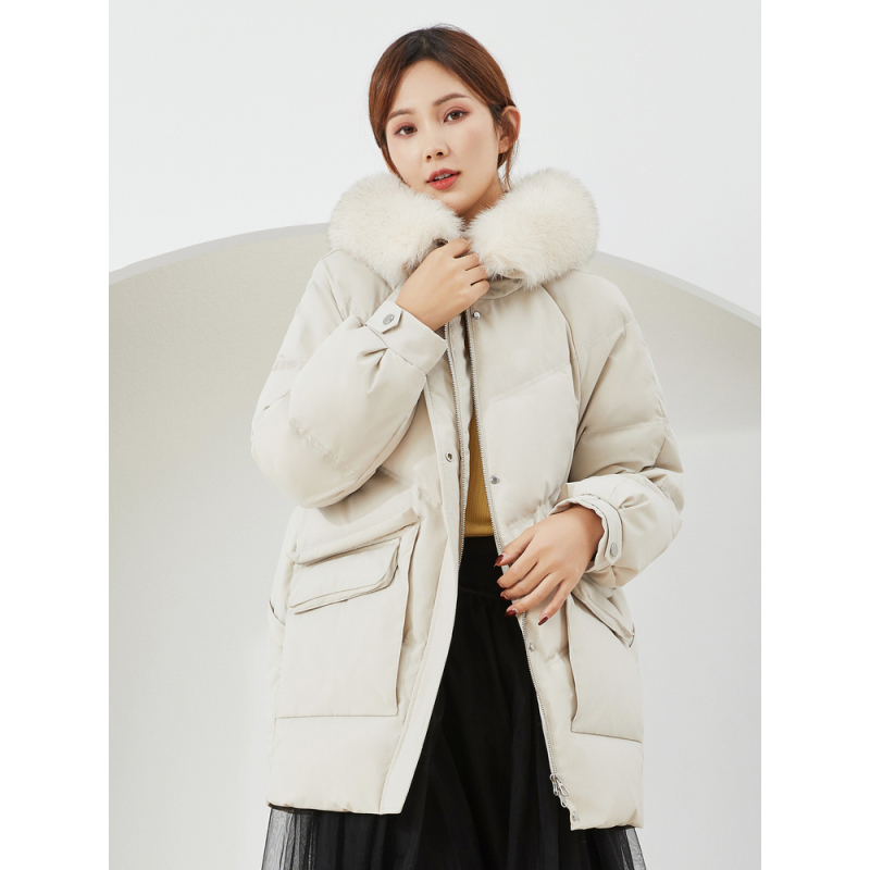波司登羽绒服女中长款温柔甜美风运动休闲狐狸大毛领冬B00145276