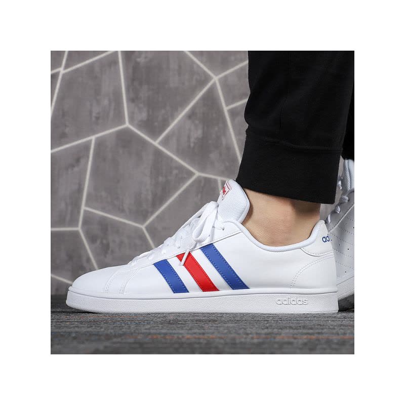 Adidas阿迪达斯板鞋男鞋2020新款运动鞋白色透气休闲鞋EE7901图片