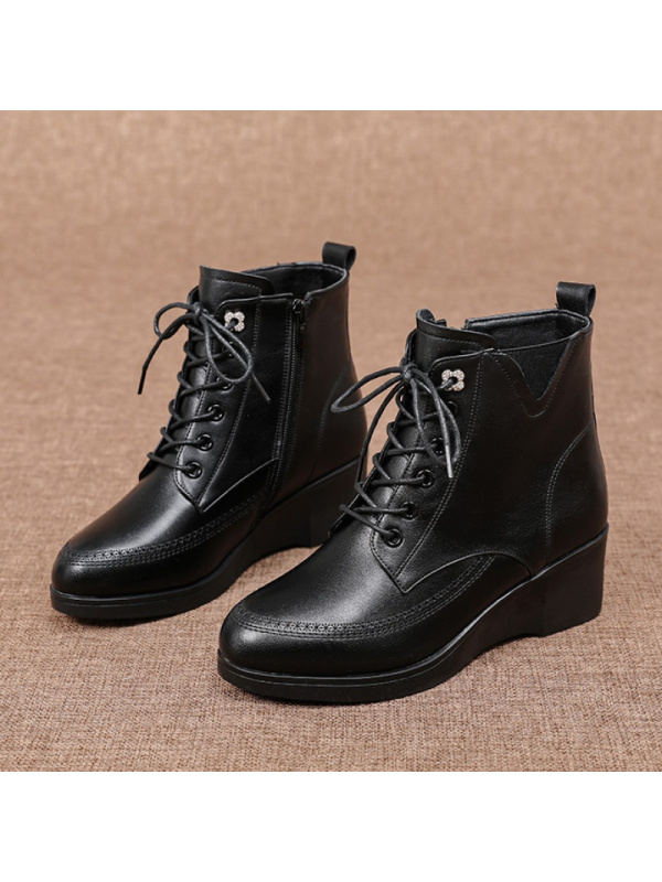 马丁靴女冬季新款短靴加绒靴子防滑坡跟厚底妈妈棉鞋中老年女靴子