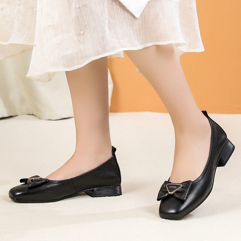2023秋季新款真皮方头浅口低跟真皮蝴蝶结装饰大码纯色单鞋女图片