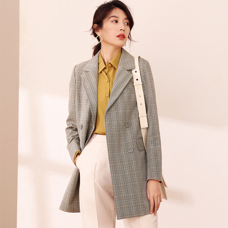 恒源祥2020春季格纹外套女中长款九分袖撞色格子大衣双排扣小西装