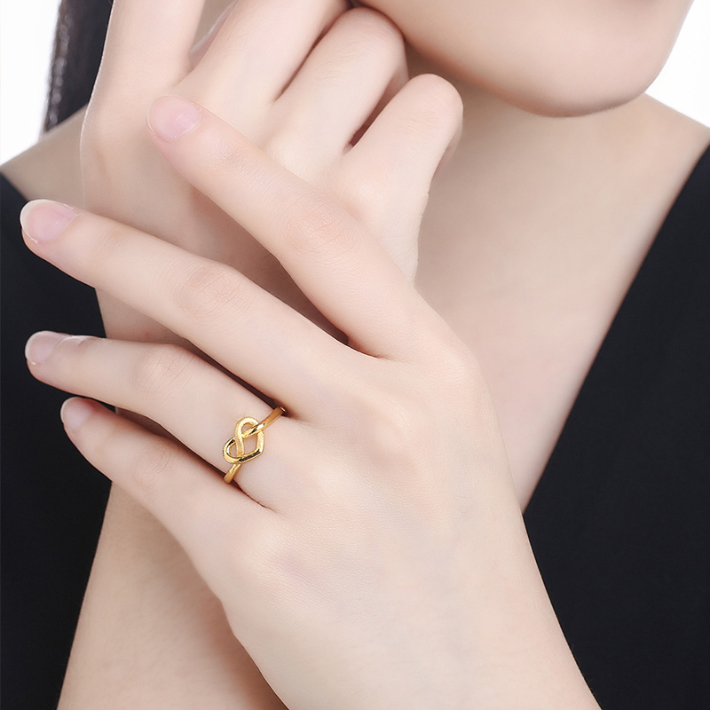 zhouliufu周六福珠宝精品足金创意桃心黄金戒指女款足金戒指女士珠宝