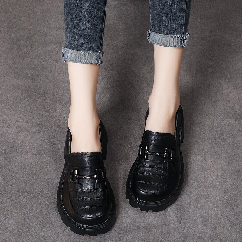 鳄鱼纹英伦风小皮鞋女宽头头层牛皮粗跟女单鞋春秋新款复古松糕鞋