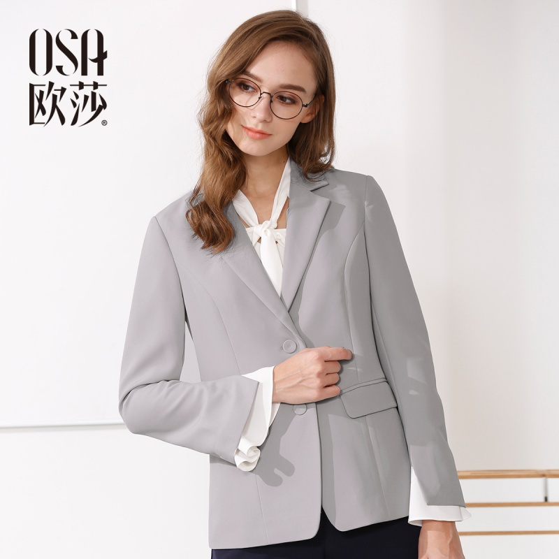 OSA欧莎2017春装新款 帅气翻领开叉袖口时尚小西装外套 A24001