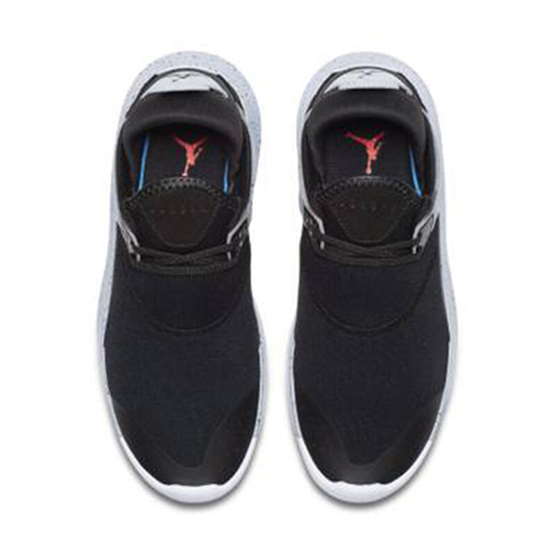 耐克（NIKE）童鞋运动鞋休闲鞋跑步鞋AA4039