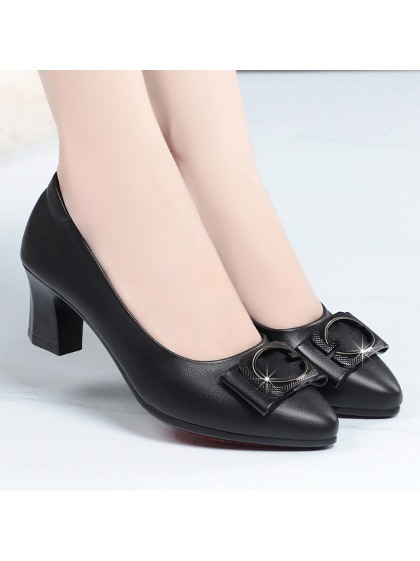 妈妈鞋女鞋春秋中老年时尚百搭夏季单鞋中跟中年职业软底粗跟皮鞋