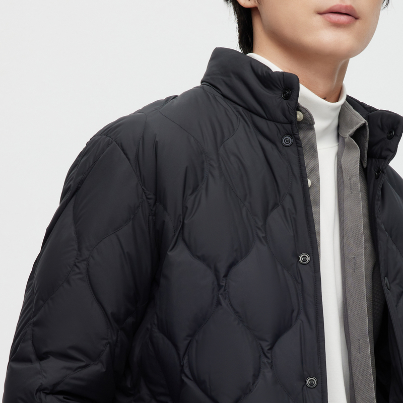 波司登男士轻暖羽绒服短款立领设计趋势绗缝经典纯色时尚百搭秋冬