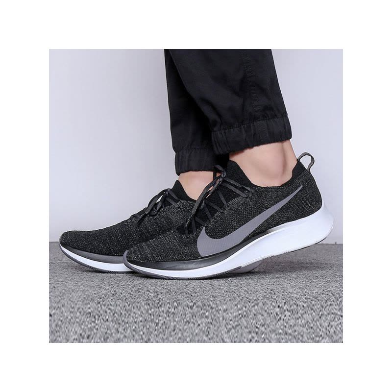 耐克男鞋 ZOOM FLY 缓震休闲运动跑步鞋AR4561-001图片