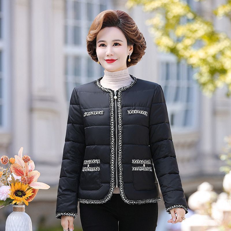 中年女款妈妈装衣服时尚修身外套冬季轻薄婆婆装短款简约款式