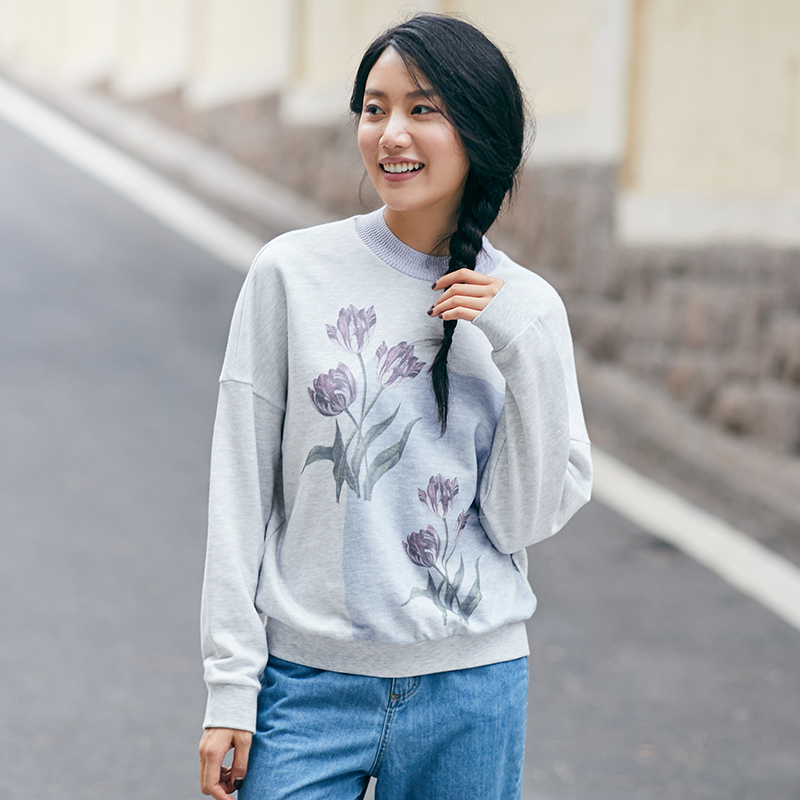 茵曼秋新款文艺印花落肩长袖套头毛针织衫女宽松