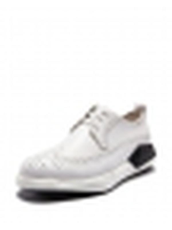 维界鞋底出众 新款牛皮布洛克商务休闲鞋