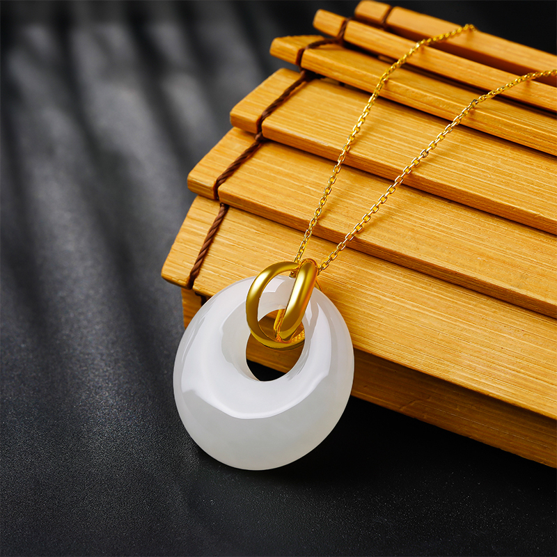 周六福金镶和田玉平安扣吊坠女款足金玉石挂坠aaya040708