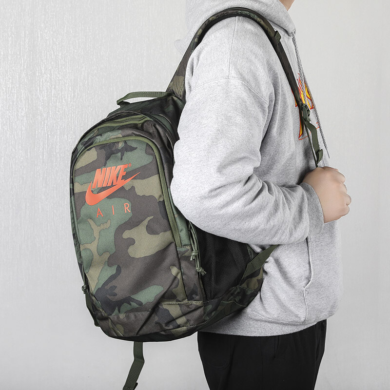 耐克（NIKE）男款运动休闲户外双肩背包CK0955-210