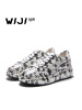 WIJI秋冬新款动物印花休闲板鞋时尚摩登潮流个性舒适活力舒适女鞋
