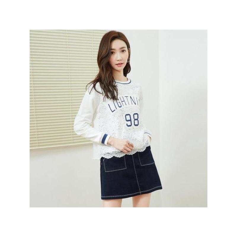 【热卖】拉夏贝尔蕾丝上衣女2019春季新款韩版长袖洋气小衫时尚露肩打底衫10014581