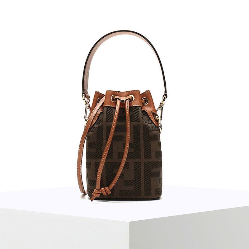 预定 FENDI芬迪 MON TRESOR米色皮革迷你手袋 手拎单肩水桶包12*18*10CM图片