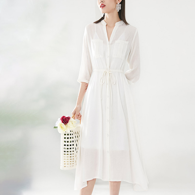 晚白2021春季新品淑女纯色V领修身高腰简约百搭减龄A字连衣裙女
