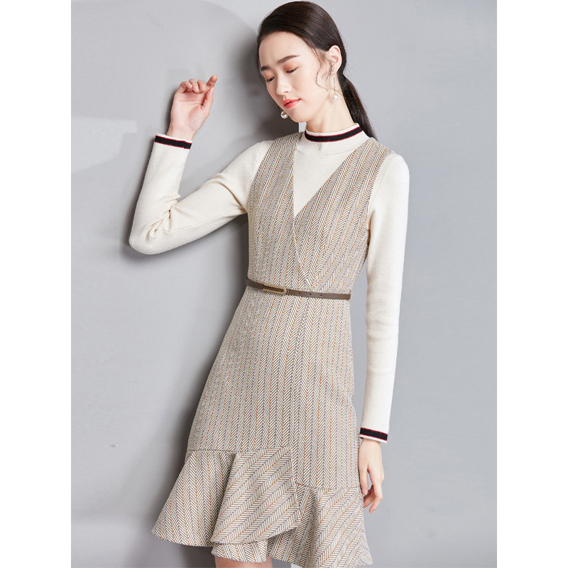 欧昵雪秋冬季新款v领高腰鱼尾裙无袖背带裙毛呢连衣裙女q