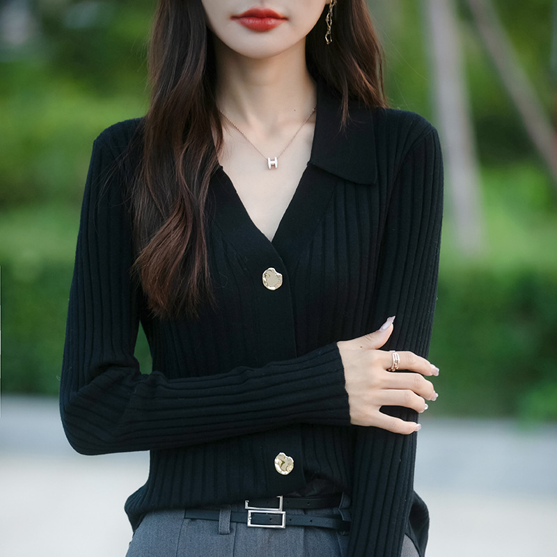 时尚翻领长袖针织开衫女士春秋新款气质显瘦毛衣洋气内搭打底上衣