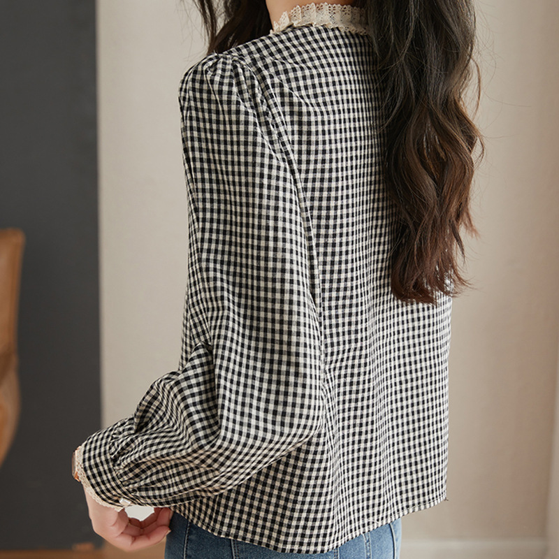 法式圆领蕾丝格子衬衫女春季新款时尚百搭气质衬衣b0568