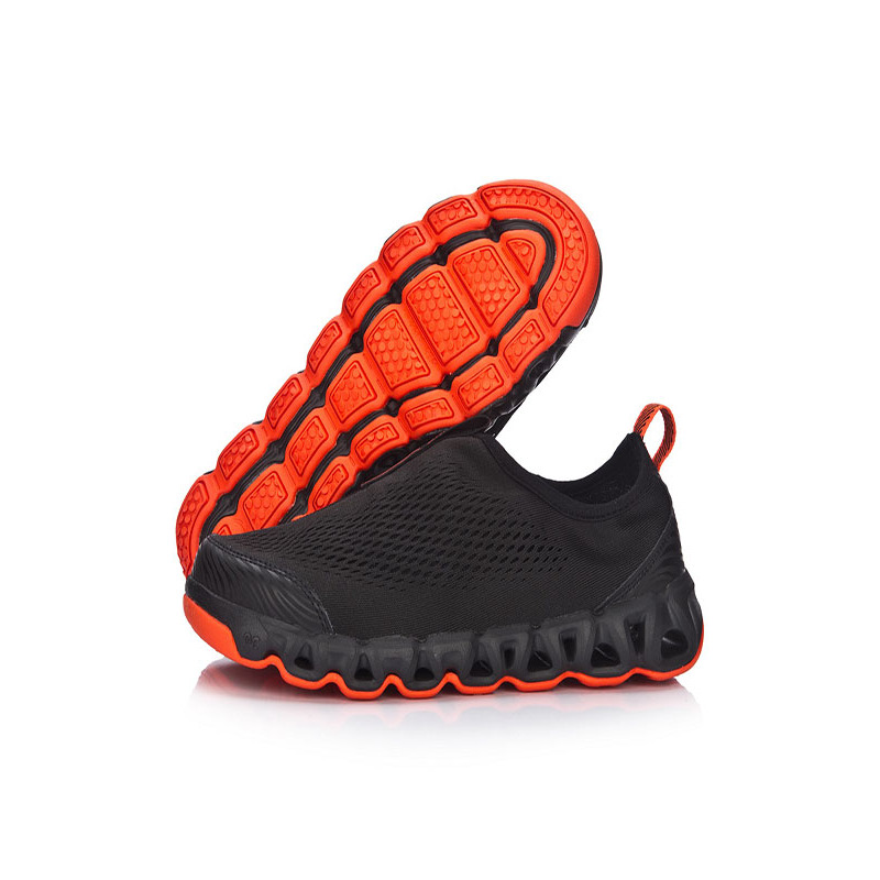 李宁 弧系列低帮 男款运动鞋ahlm009减震透气溯溪鞋