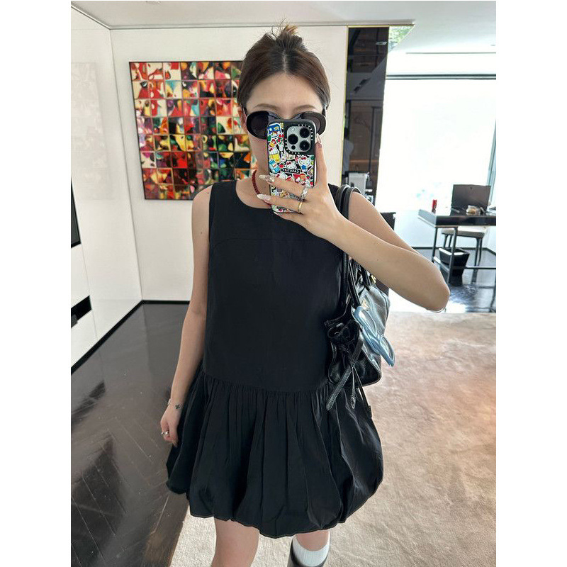 韩系黑色无袖背心连衣裙女夏季温柔风气质裙子宽松百搭花苞短裙子