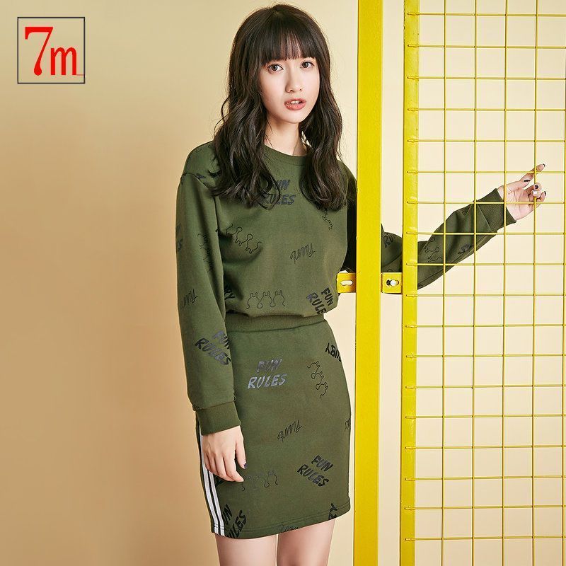 拉夏贝尔7M卫衣半身裙套装女秋季新款宽松短裙运动T恤两件套装女70009457