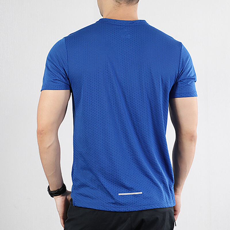 耐克nike男款运动休闲drifit短袖t恤aq9920