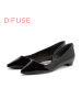 D：Fuse/迪芙斯牛漆皮尖头铆钉侧空低跟单鞋女鞋DF61113089