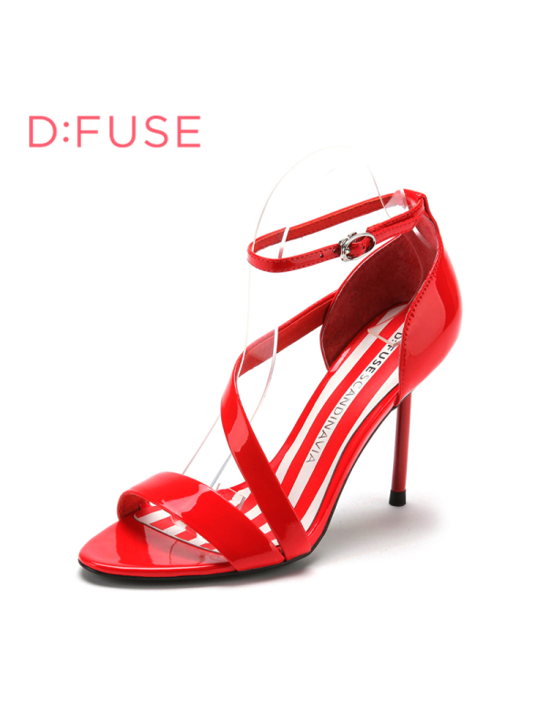 迪芙斯D:FUSE牛皮圆头高跟搭扣纯色凉鞋女DF52112008
