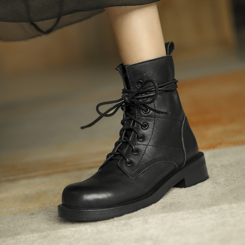 格瑞迪欧夏天靴子2020冬季新款韩版网红粗跟软底舒适复古机车马丁靴潮