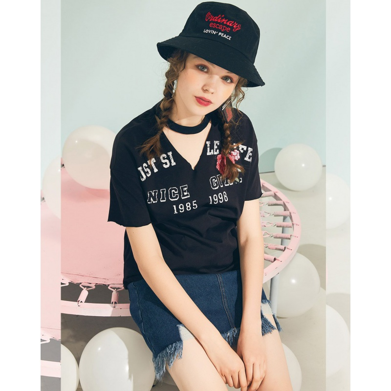 拉夏贝尔V领挂脖短袖T恤女装夏新款休闲chic欧洲站显瘦刺绣上衣 驼色 S
