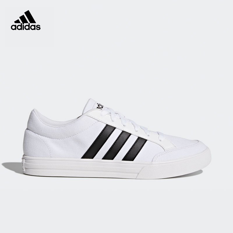 阿迪达斯adidas篮球鞋