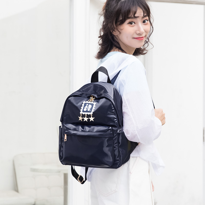第九城（V.NINE） 双肩包女士时尚休闲大容量星星挂饰百搭减龄背包