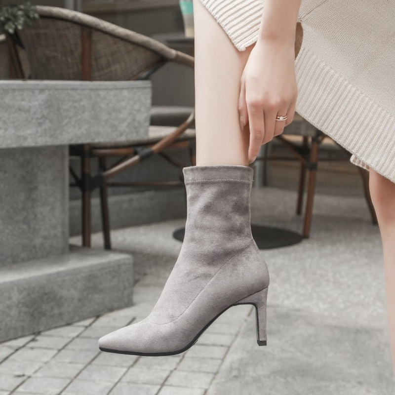 欧洲站2018冬款时尚绒面百搭尖头高跟鞋韩版工作素面薄绒保暖女靴809