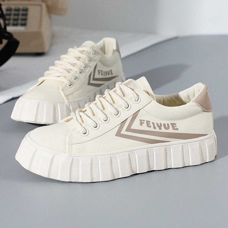 飞跃(FEIYUE)新款百搭透气板鞋厚底舒适拼色帆布鞋女款