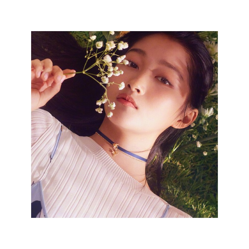 APM Monaco 关晓彤明星同款金黄色项链女 银镶晶钻锁骨链 蜜蜂吊饰吊坠
