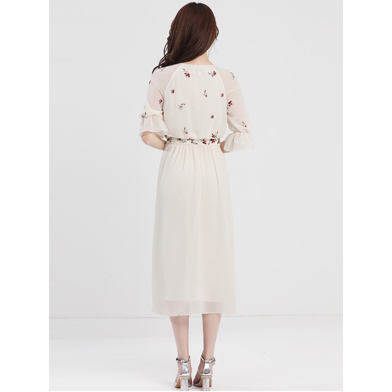 服装鞋帽>女装>连衣裙>丝柏舍>丝柏舍连衣裙>800_800