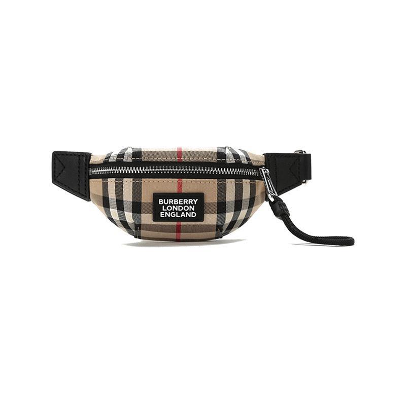 BURBERRY 博柏利 男女通用款 织物腰包造型吊饰零钱包 80310581