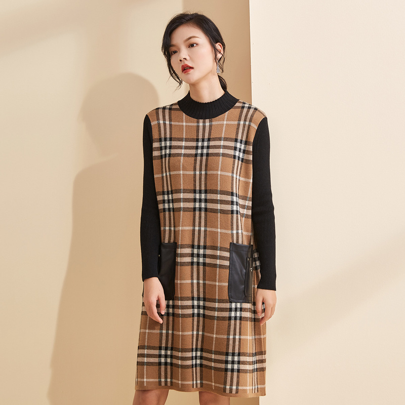 金菊秋冬新款连衣裙女简约宽松中长款小立领格纹时尚百搭打底裙
