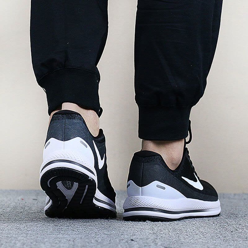 耐克（NIKE）男女情侣款轻便透气舒适运动鞋休闲鞋跑步鞋922908/922909图片