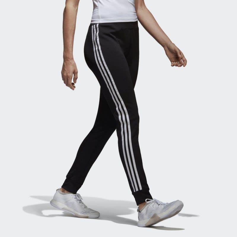 Спортивные брюки адидас женские. Брюки adidas d2m Pant. Адидас женский d34.