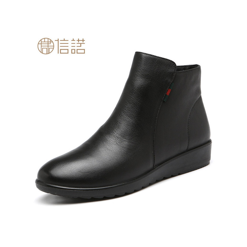 信诺冬季老人棉鞋女2018新款防滑保暖平底奶奶真皮老太太中老年人加绒妈妈短靴