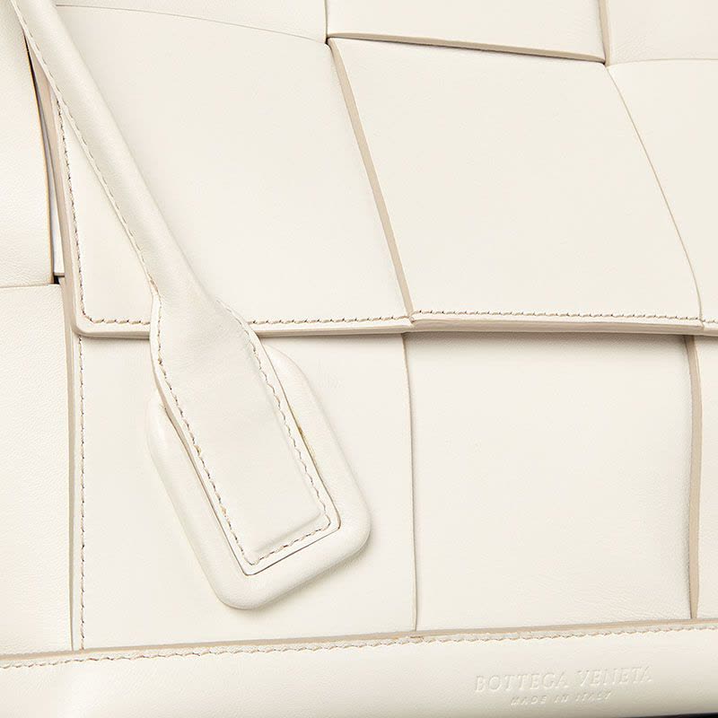 BOTTEGA VENETA ARCO 通勤肩背包 经典大编织 光面皮 575943图片