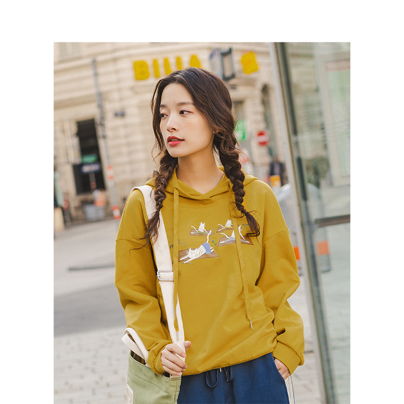 茵曼卫衣女2019秋装新款套头连帽落肩袖宽松可爱印花慵懒风上衣