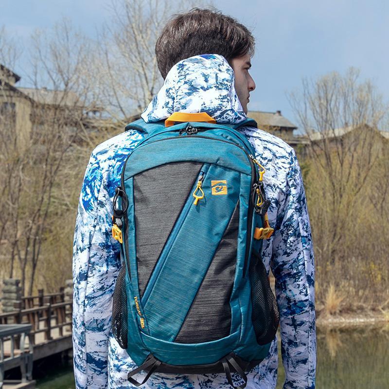 探路者toread双肩背包