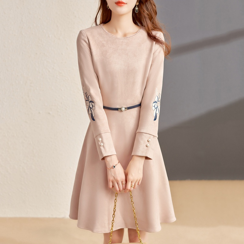 欧昵雪(ounixue)连衣裙报价_参数_图片_视频_怎么样_问答-苏宁易购